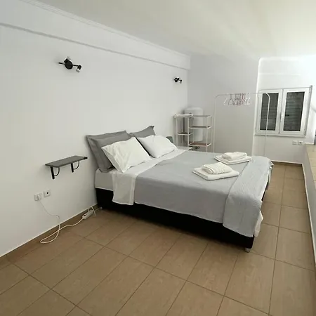 Tzaferi Olive Apartments Marmari  Exterior photo
