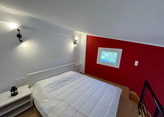 Tzaferi Olive Apartments